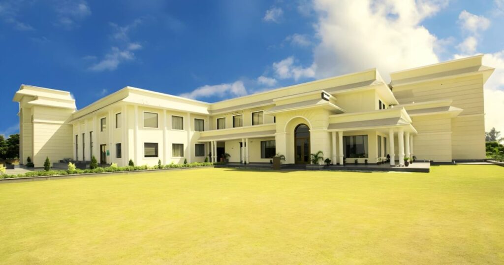 Riyasat Resort
