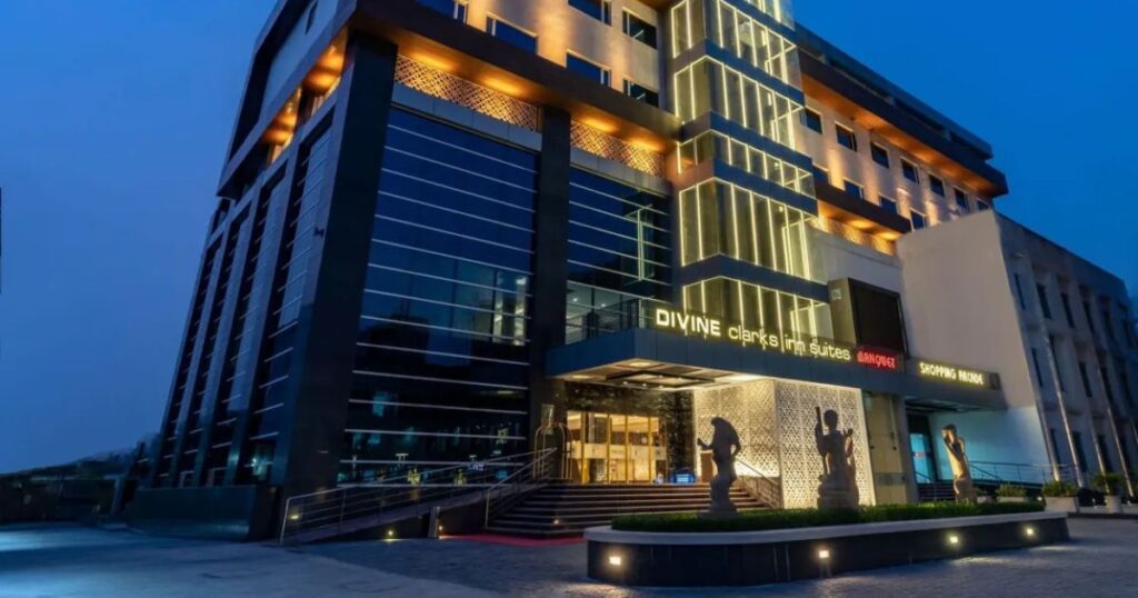 Divine Clarks Inn Suites